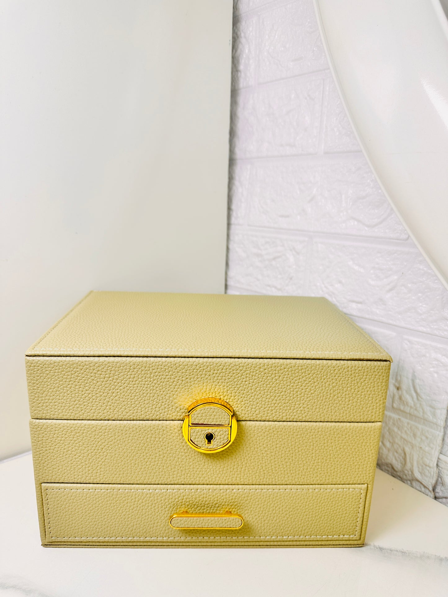 Three-tier Jewellery Organizer