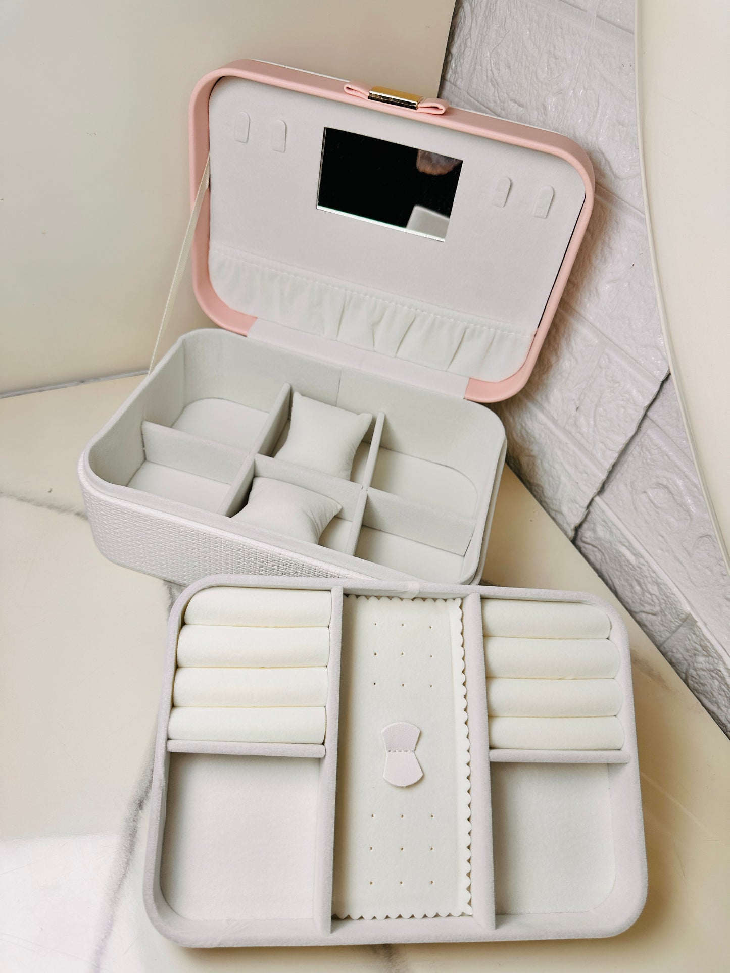 Two-Layer Jewellery Organizers