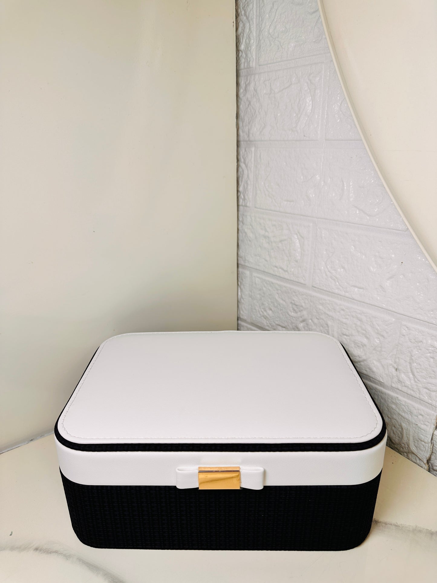 Two-Layer Jewellery Organizers