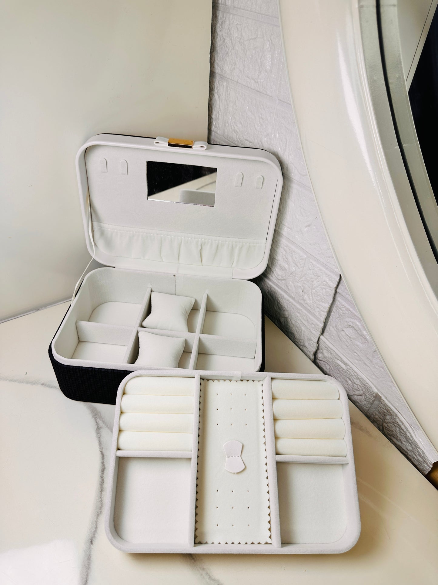 Two-Layer Jewellery Organizers