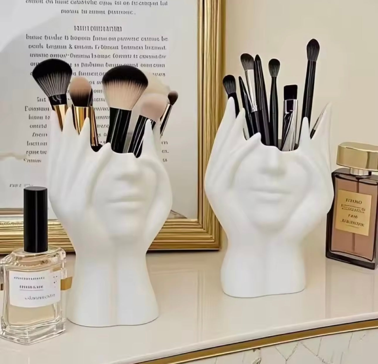 Creative Human Body Art Makeup Brush Holder
