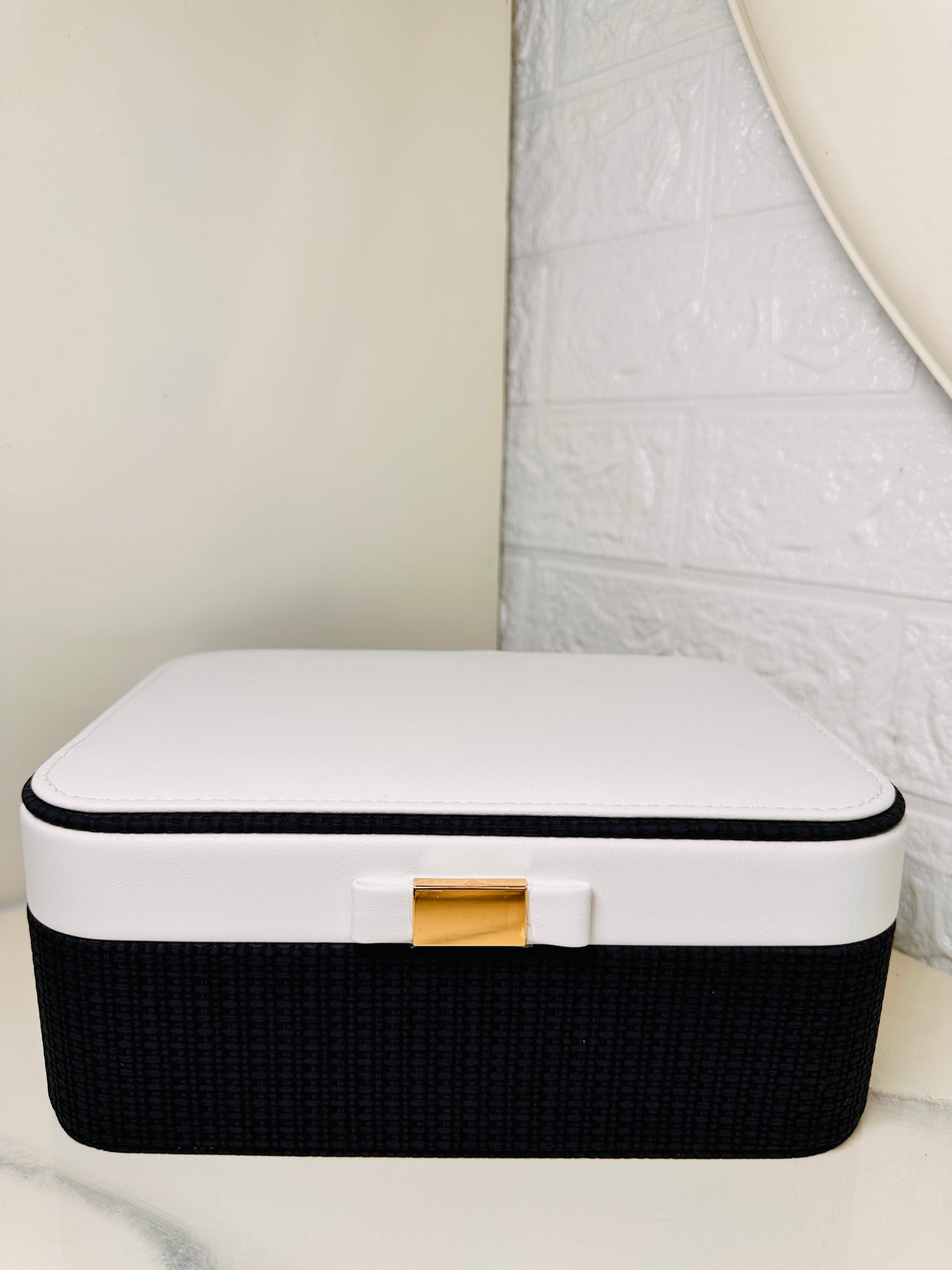 Two-Layer Jewellery Organizers
