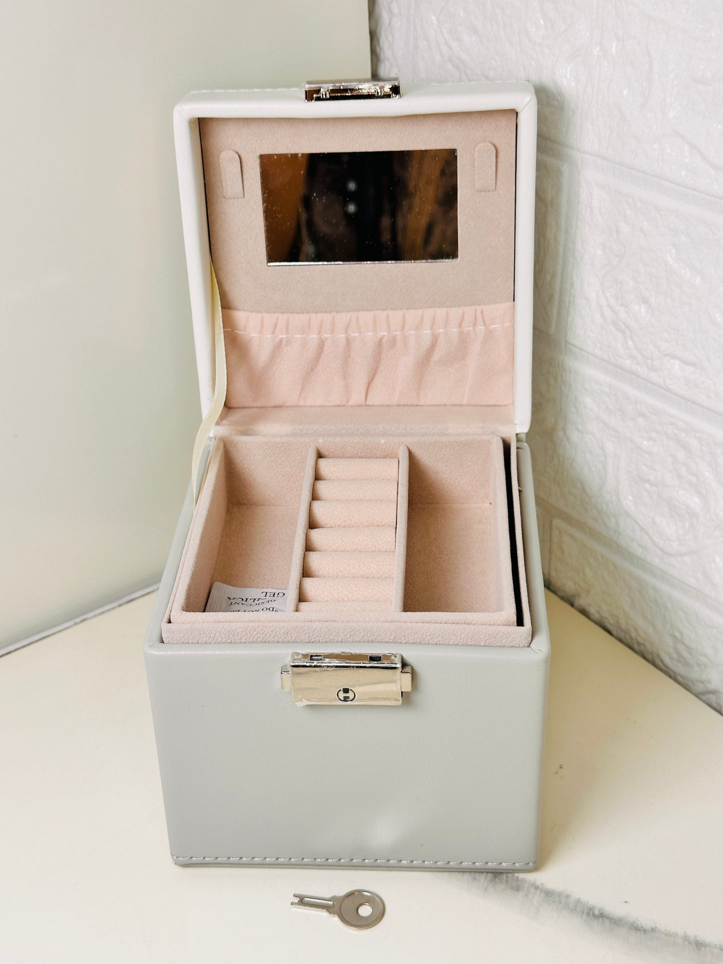 Three-Layer Jewellery Organizer