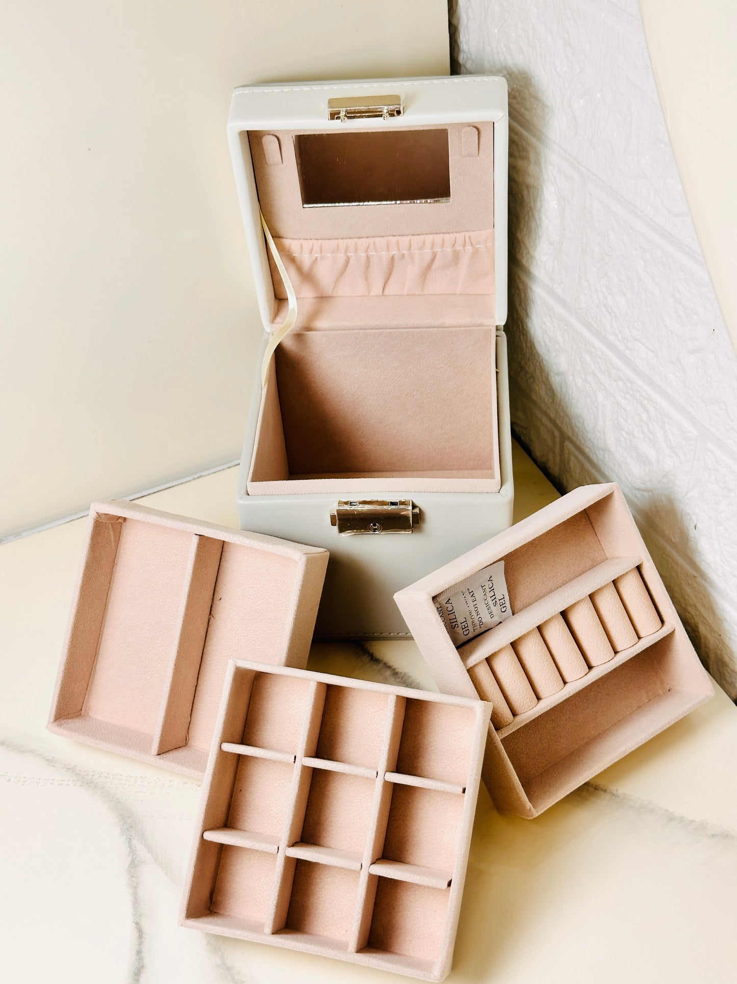 Three-Layer Jewellery Organizer