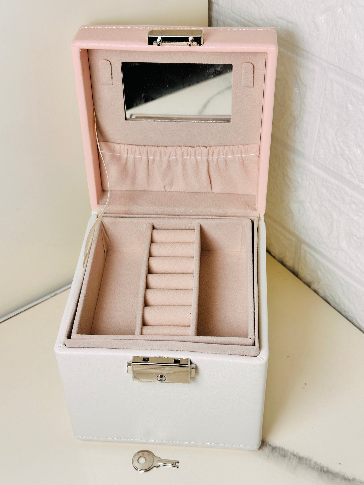 Three-Layer Jewellery Organizer